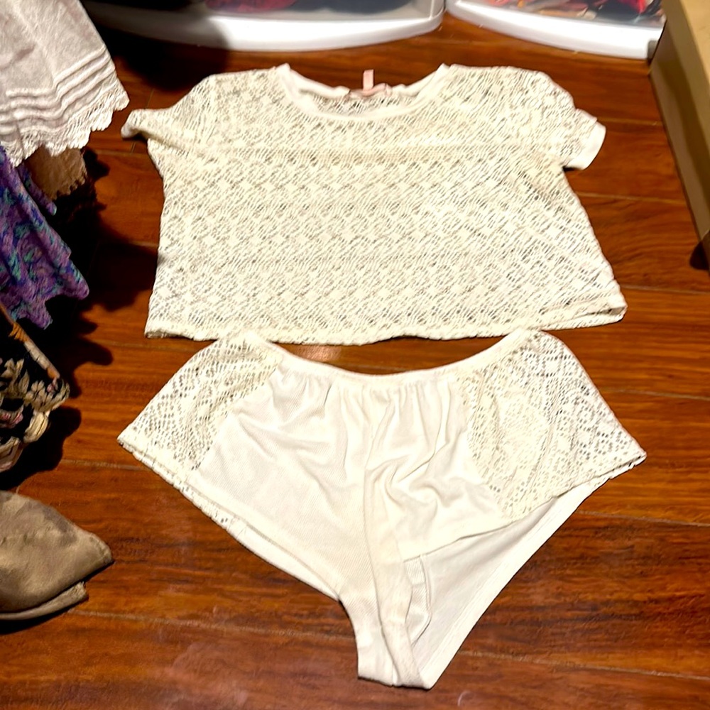 Victoria’s Secret pajama set medium